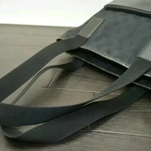 Gucci Monogram Gg Nylon Pocket Shopper Bla… - Picture 6 of 9